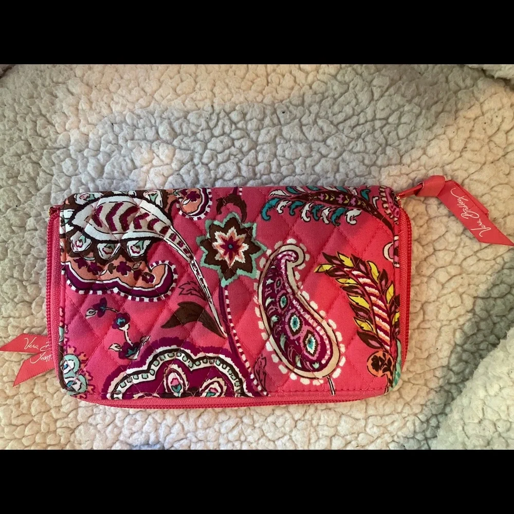Wallet - Picture 1 of 2